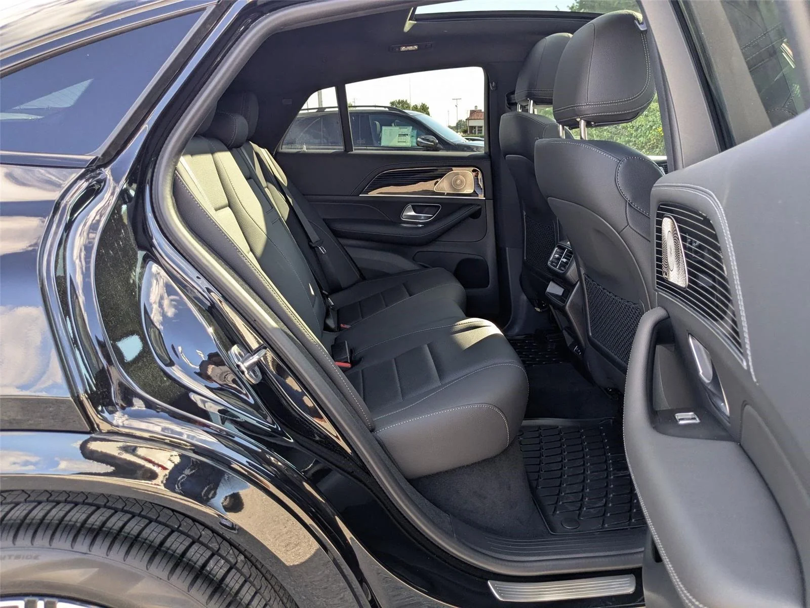 Used 2026 BLACK Mercedes-Benz GLE 450 image 31