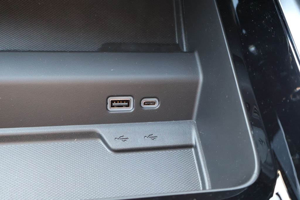 2026 Chevrolet Tahoe High Country - Photo 35