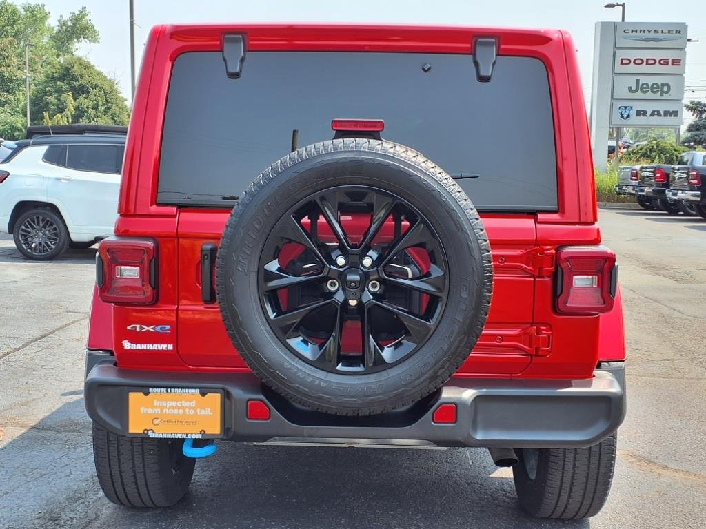 2022 Jeep Wrangler Unlimited Sahara 4xe photo 4
