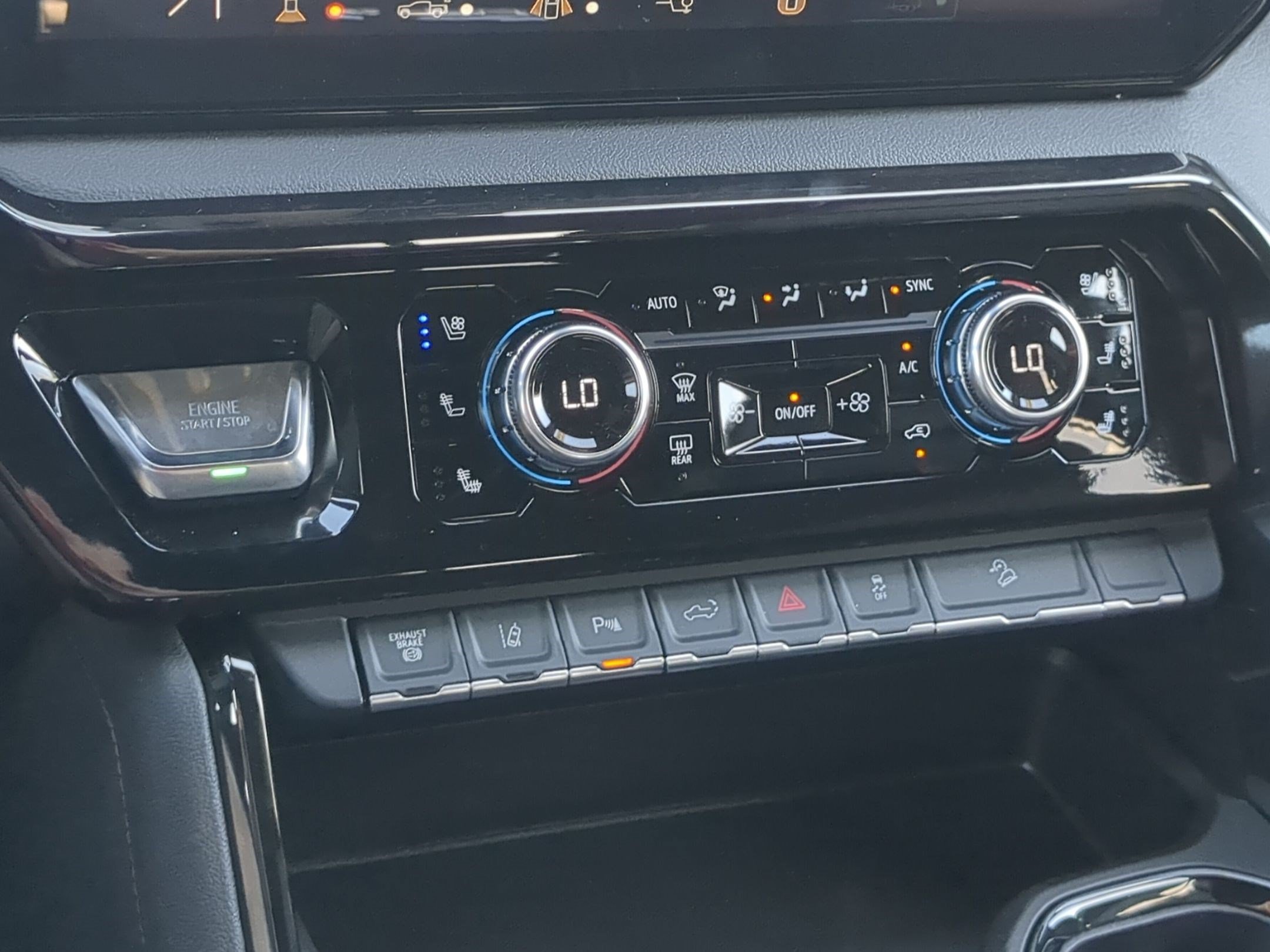 2026 GMC Sierra 2500HD AT4 - Photo 23