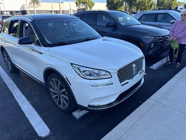 Used 2020 Pristine White Lincoln Reserve image 2