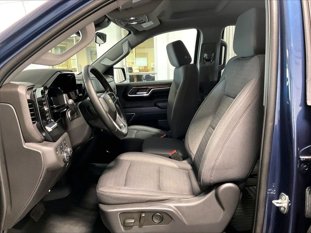 Used 2023 Blue Chevrolet LT image 10