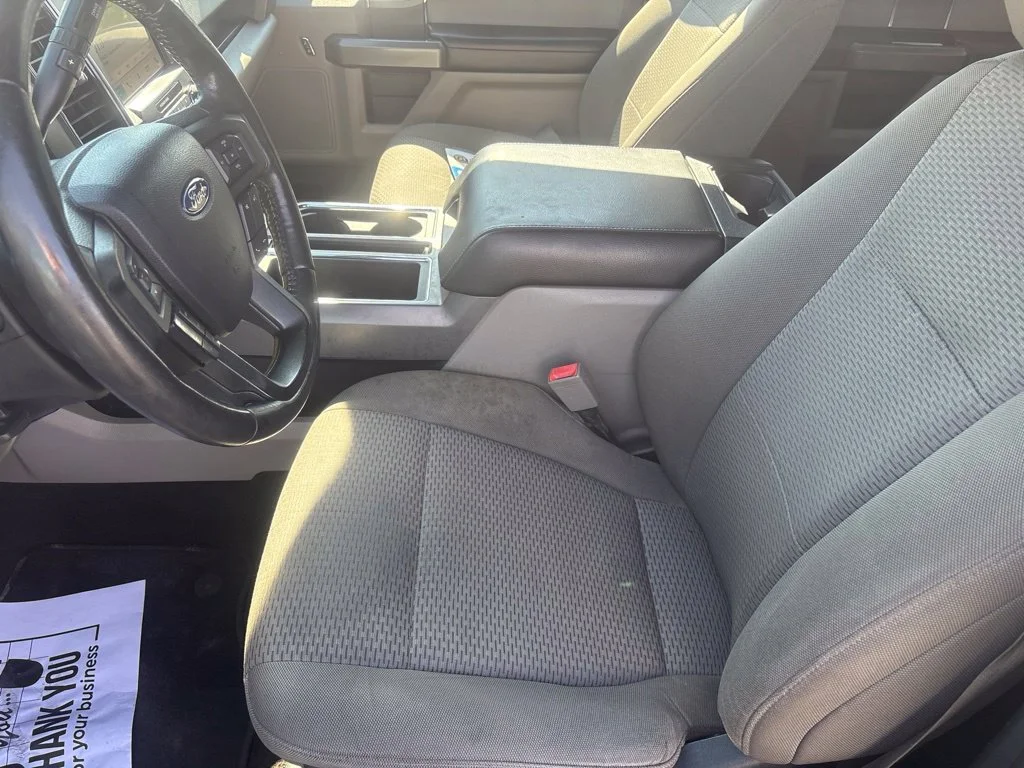 Used 2018 Silver Ford XLT image 27