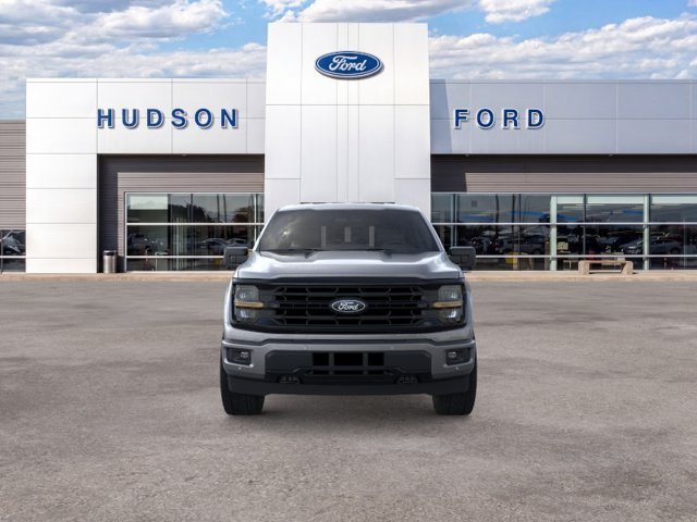 New 2026 Carbonized Gray Metallic Ford XLT image 6