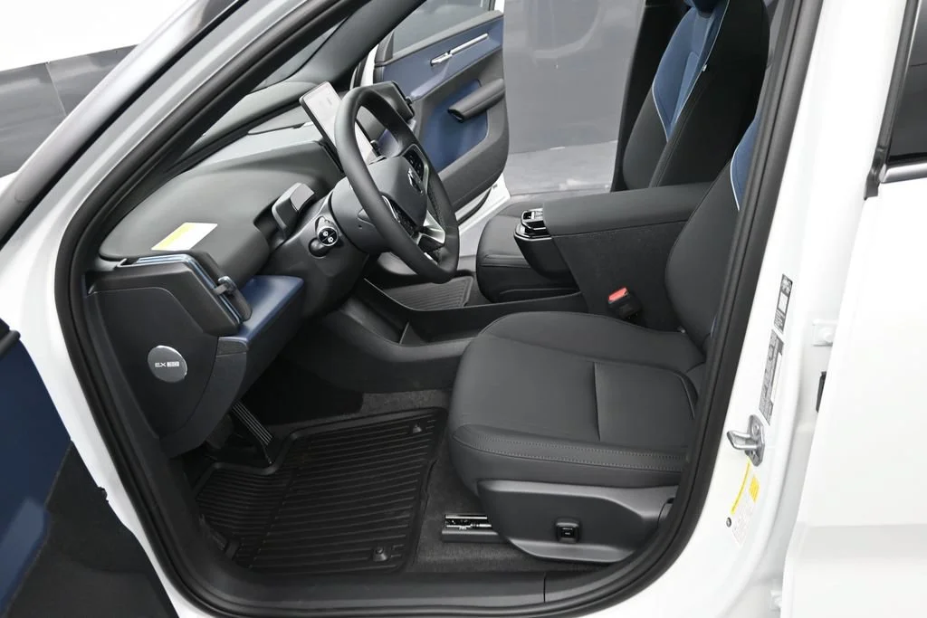 New 2026 White Volvo Twin Motor Performance Plus image 10