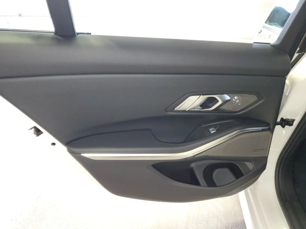 Used 2026 White BMW 330i image 9