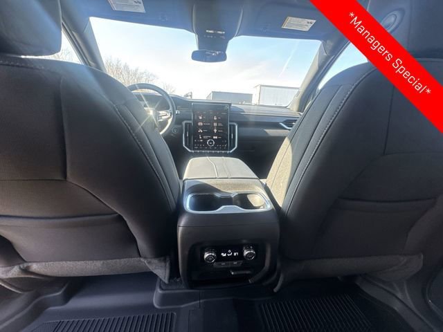 2025 GMC Acadia Elevation - Photo 20