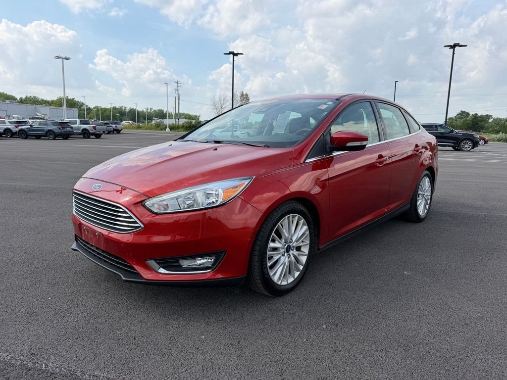 Used 2018 Red Ford Titanium image 1