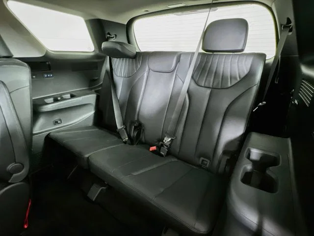 Used 2023 Black Hyundai Limited image 37