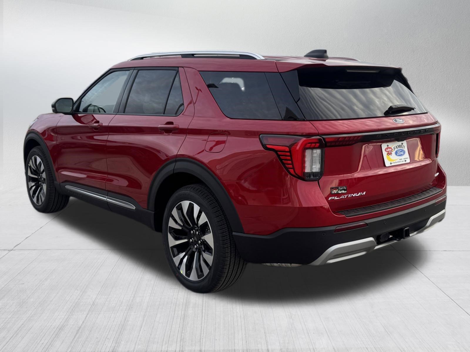 New 2026 Rapid Red Metallic Tinted Clearcoat Ford Platinum image 3