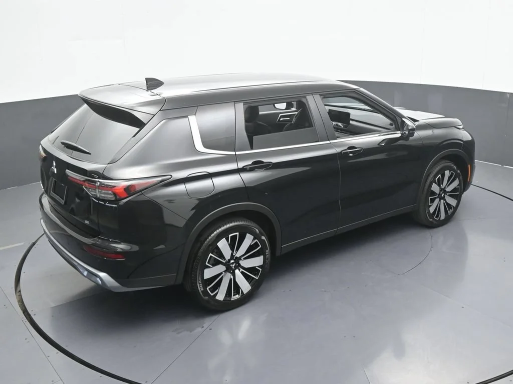 2026 Mitsubishi Outlander SE - Photo 61