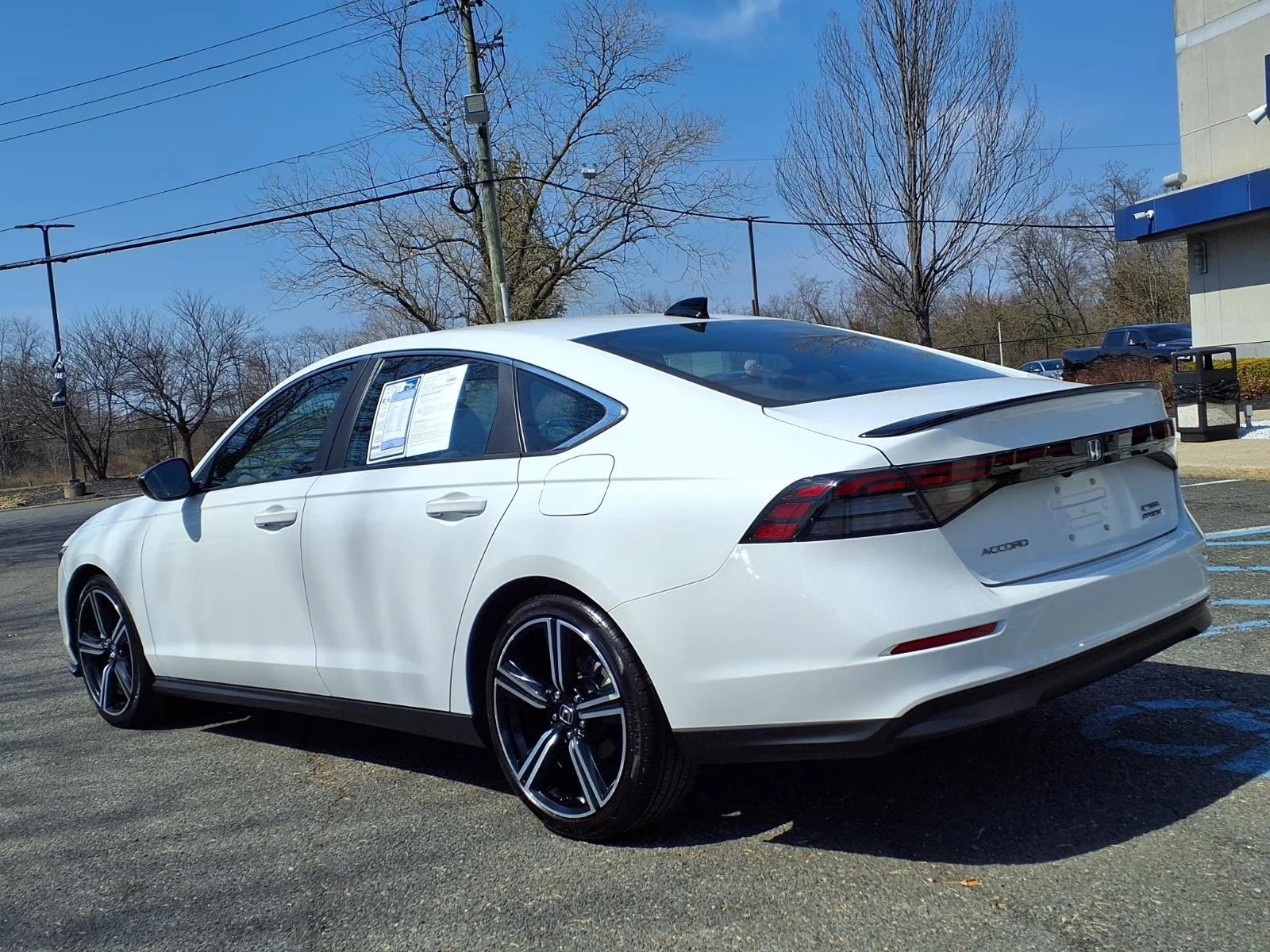 Used 2023 Platinum White Pearl (wx) Honda Sport image 6