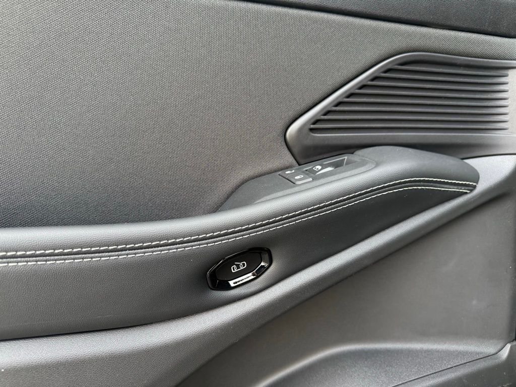 2026 Jeep Cherokee Laredo - Photo 29
