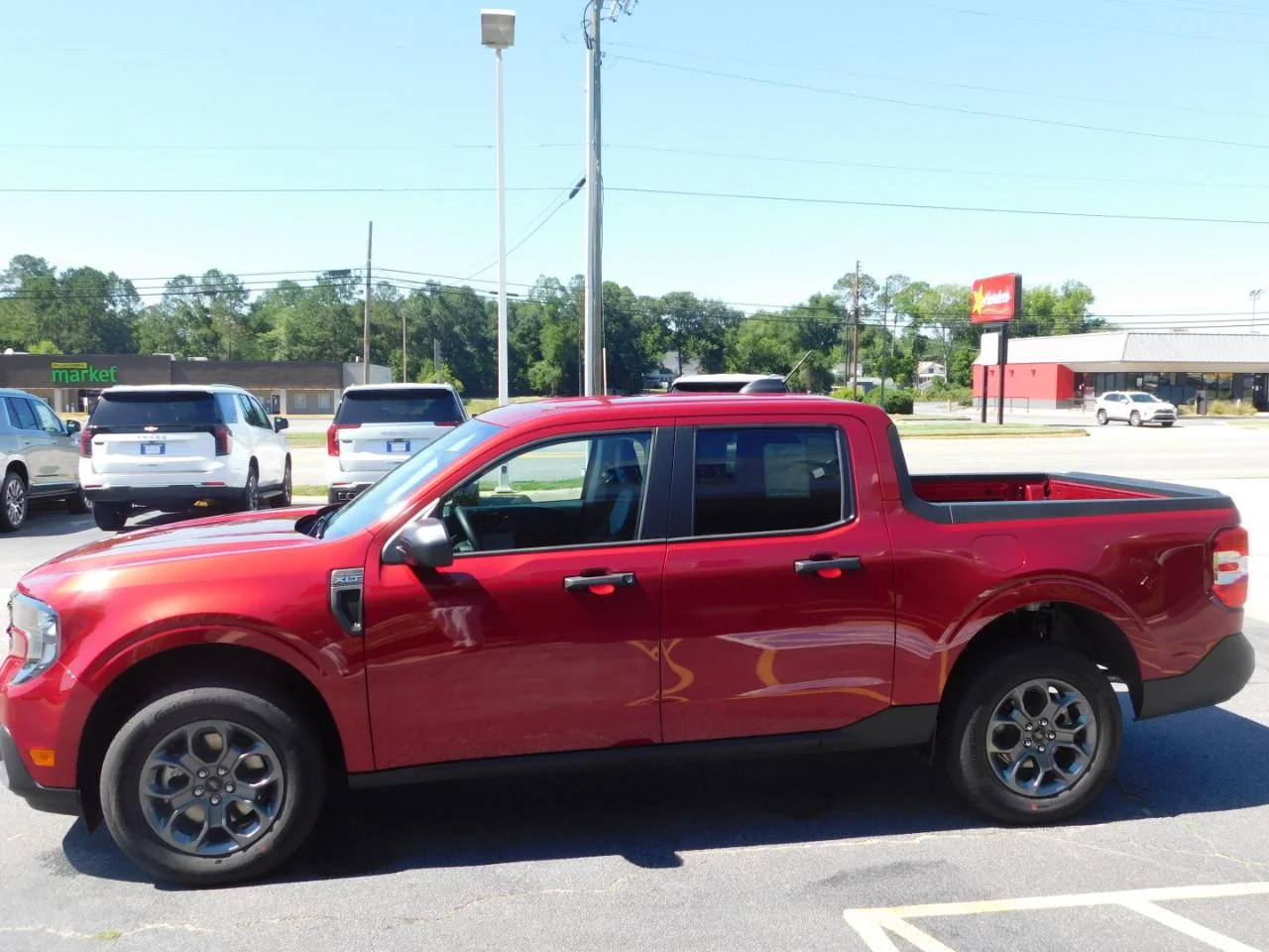 New 2026 Ruby Red Metallic Tinted Clearcoat Ford XLT image 5