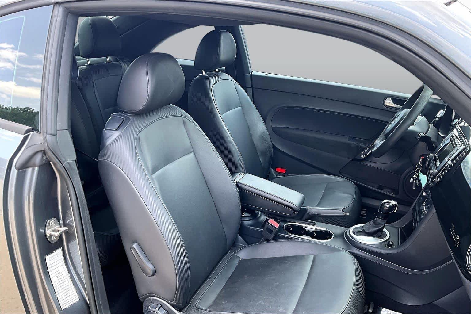 Used 2016 Platinum Gray Metallic Volkswagen 1.8T Fleet Edition image 9