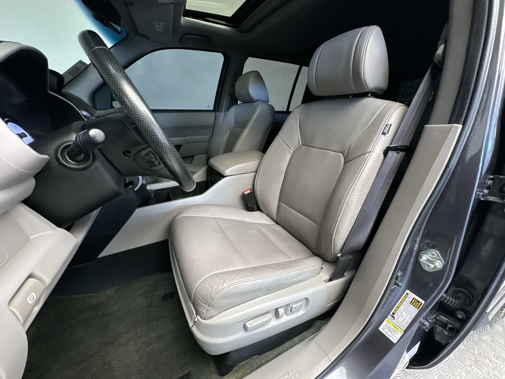 Used 2015 Modern Steel Metallic Honda EX-L image 12