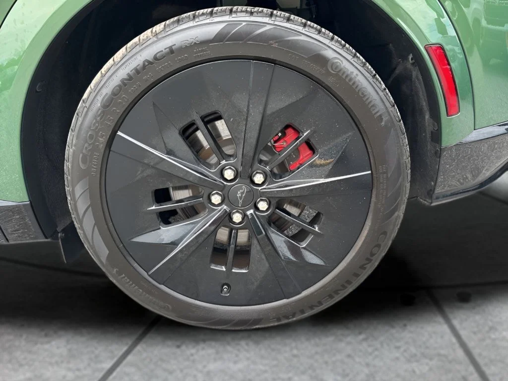 Used 2025 Green Ford GT image 35