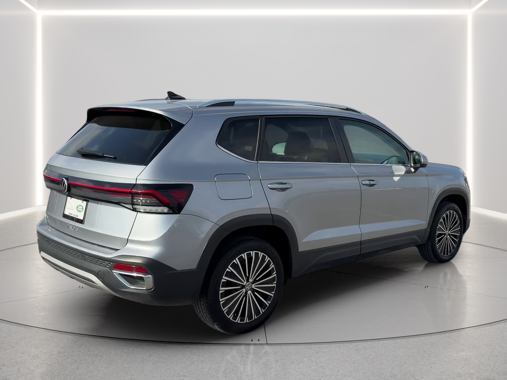 Used 2025  Volkswagen 1.5T SE image 5