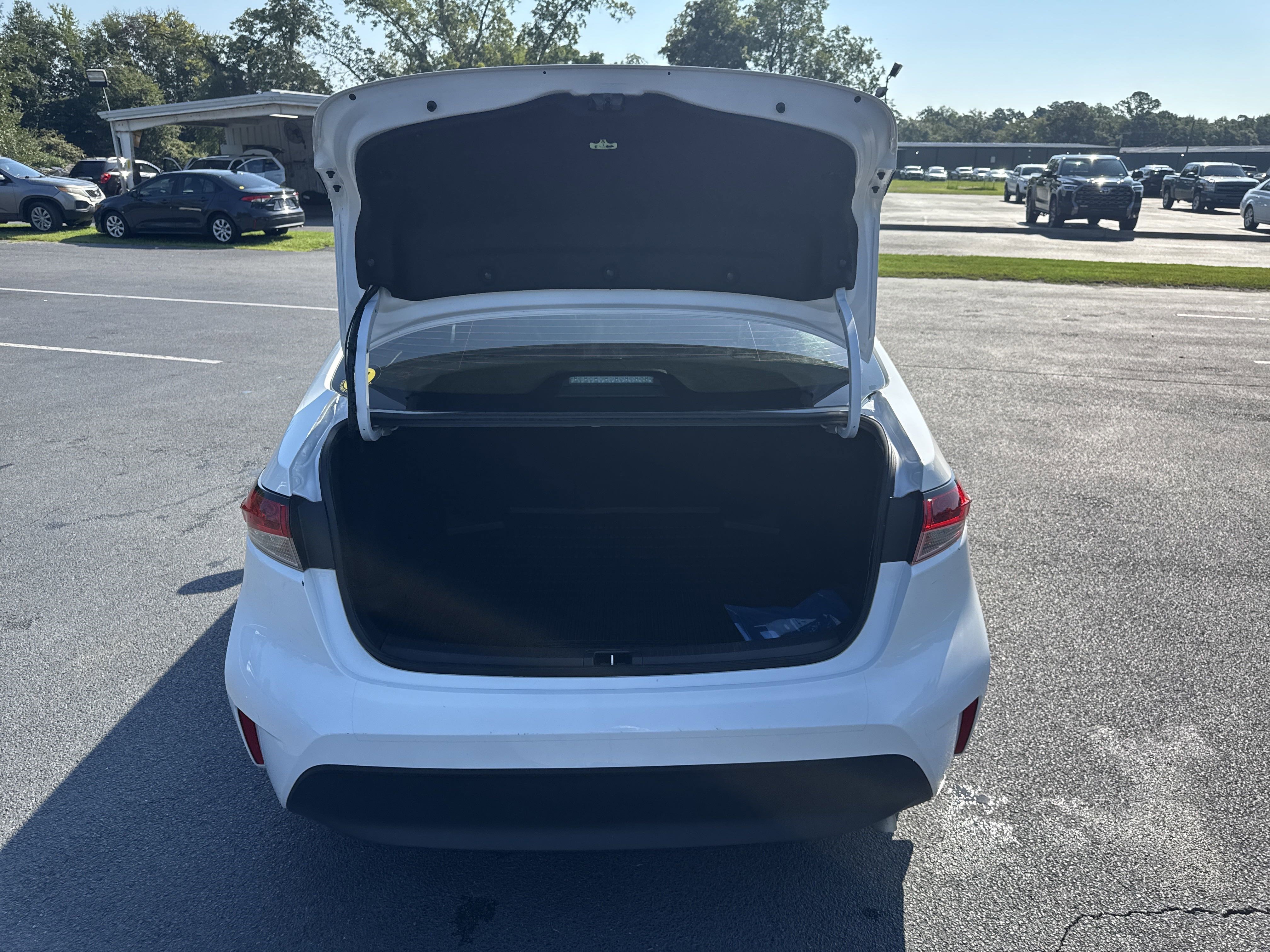 Used 2025  Toyota  image 36