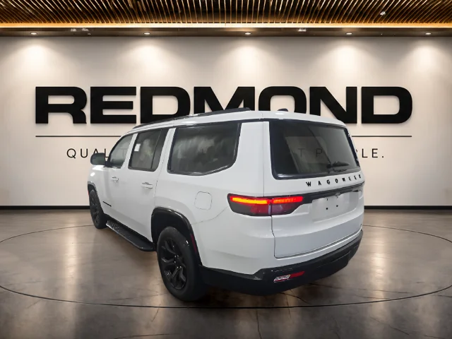 Used 2024 White Jeep Series II image 3