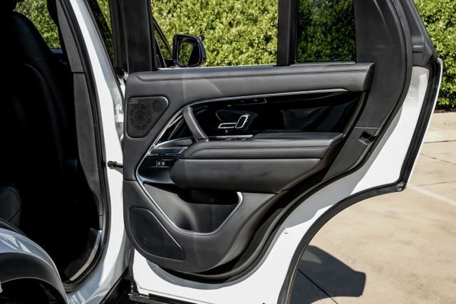 Used 2022 Fuji White Land Rover SE image 61