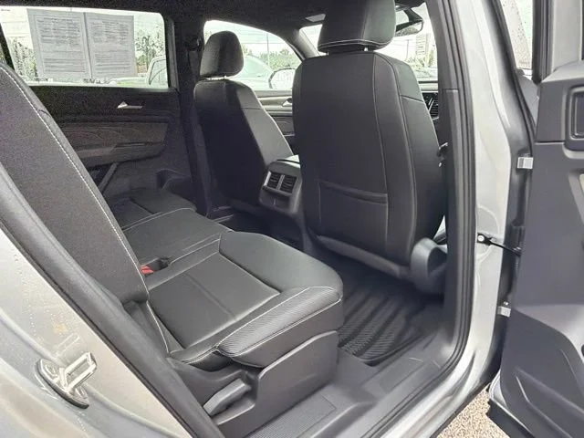 Used 2023 Pyrite Silver Metallic Volkswagen 3.6L V6 SE w/Technology image 12