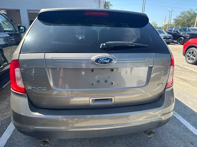 Used 2013 Black Ford SEL image 7