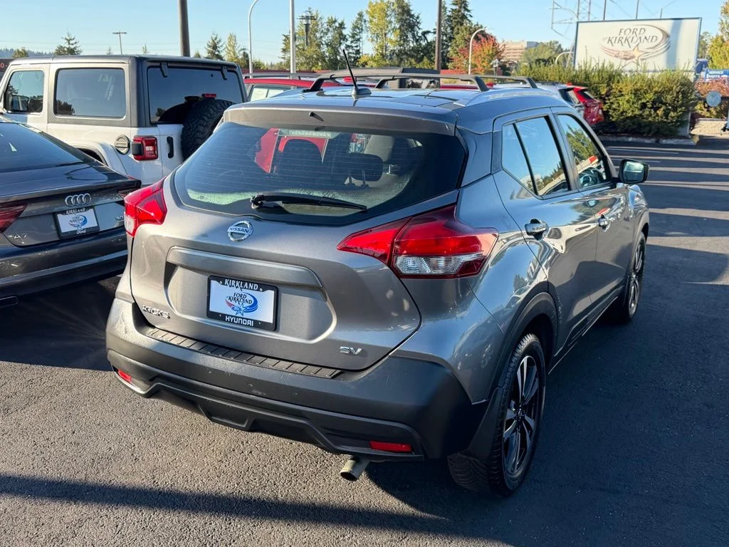 Used 2019 Gun Metallic Nissan SV image 5