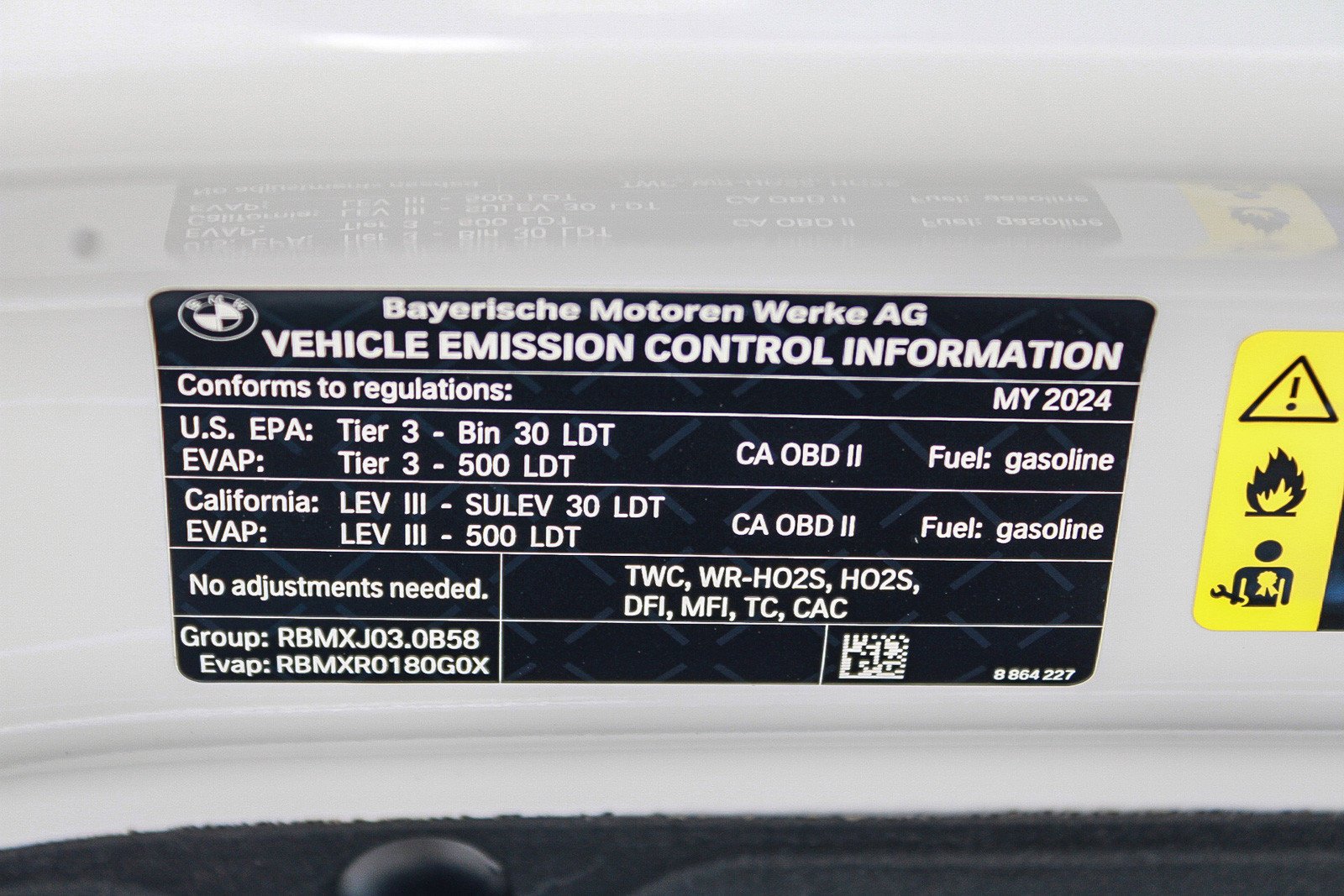 Used 2024 Mineral White Metallic BMW xDrive40i image 23