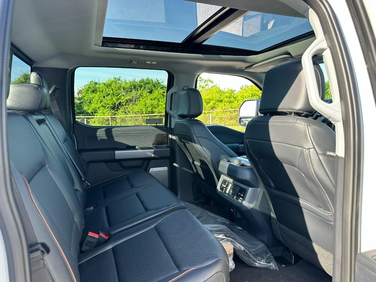 New 2026 Avalanche Ford F-250® Lariat® image 4