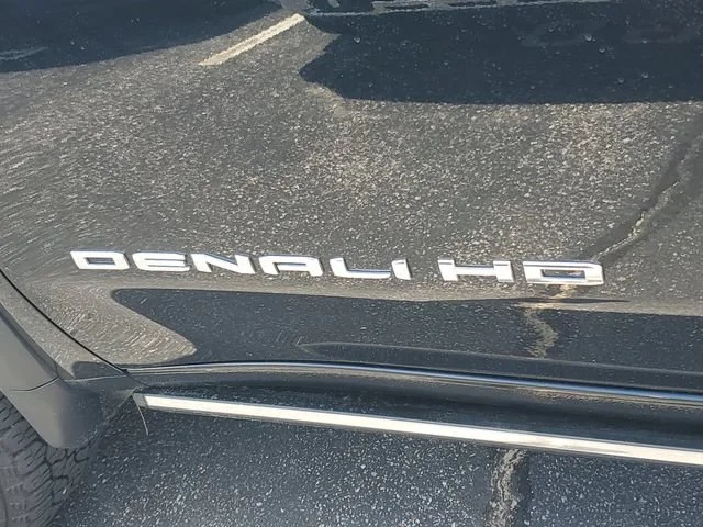 Used 2026 Onyx Black GMC Denali Ultimate image 28