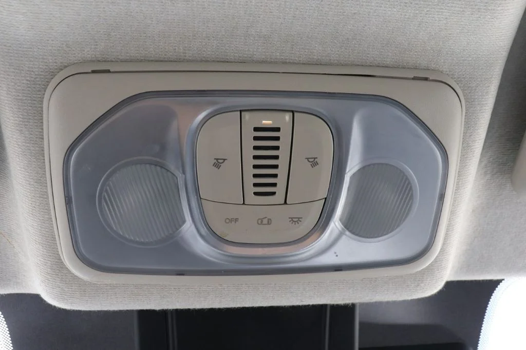 Used 2022 Bright White Clearcoat Ram BOX image 19