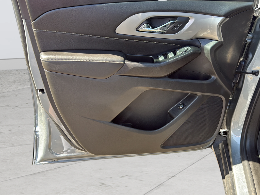 Used 2023 Gray Chevrolet LT Leather image 11