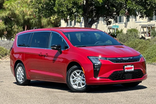 2027 Chrysler Pacifica Select
