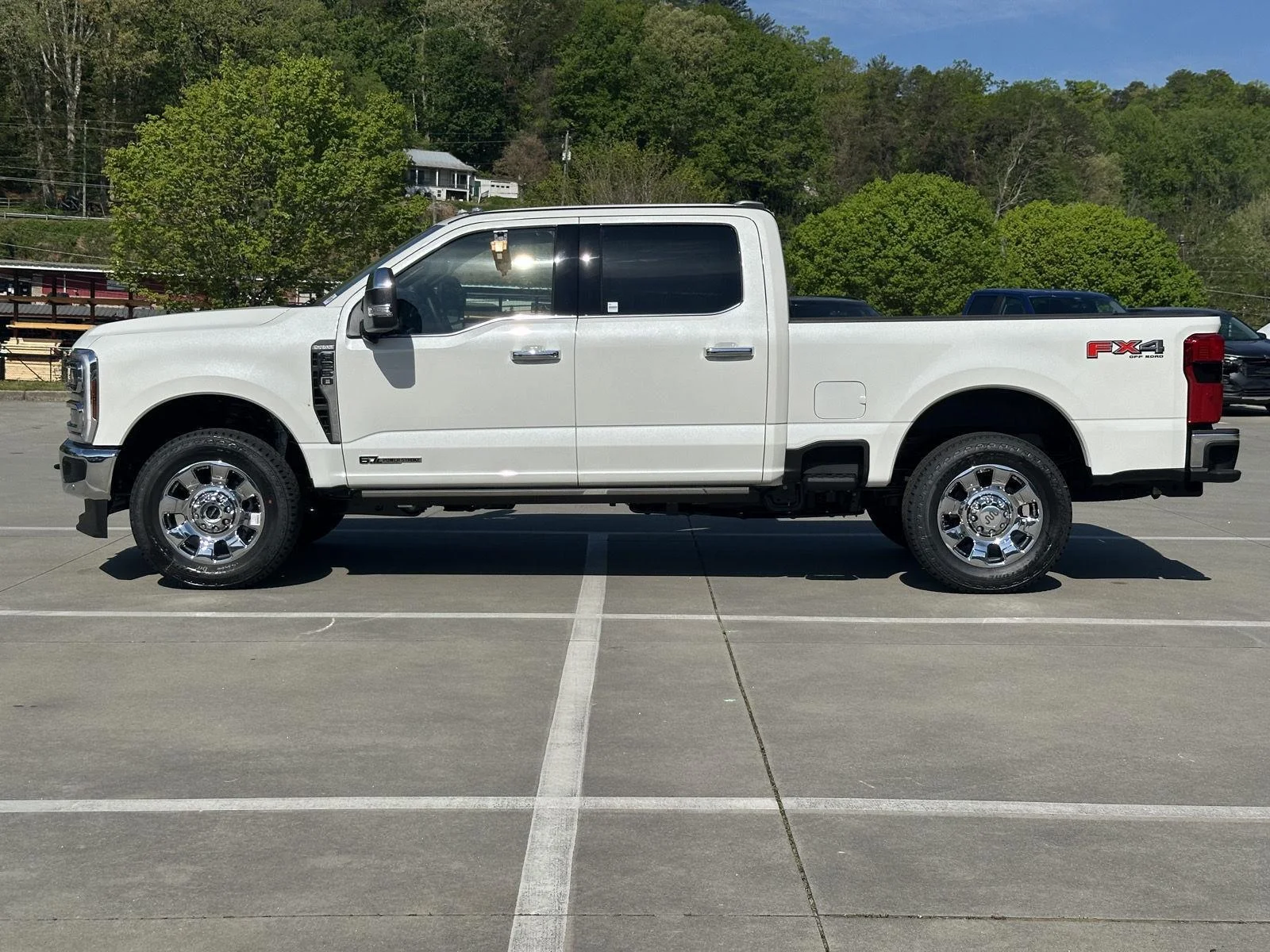 New 2026 Star White Metallic Tri-Coat Ford F-250® King Ranch® image 4