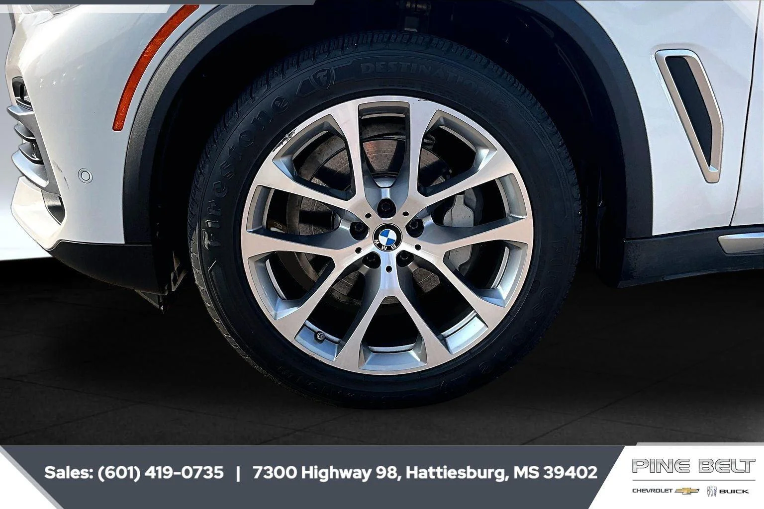 Used 2019 Mineral White Metallic BMW xDrive40i image 7