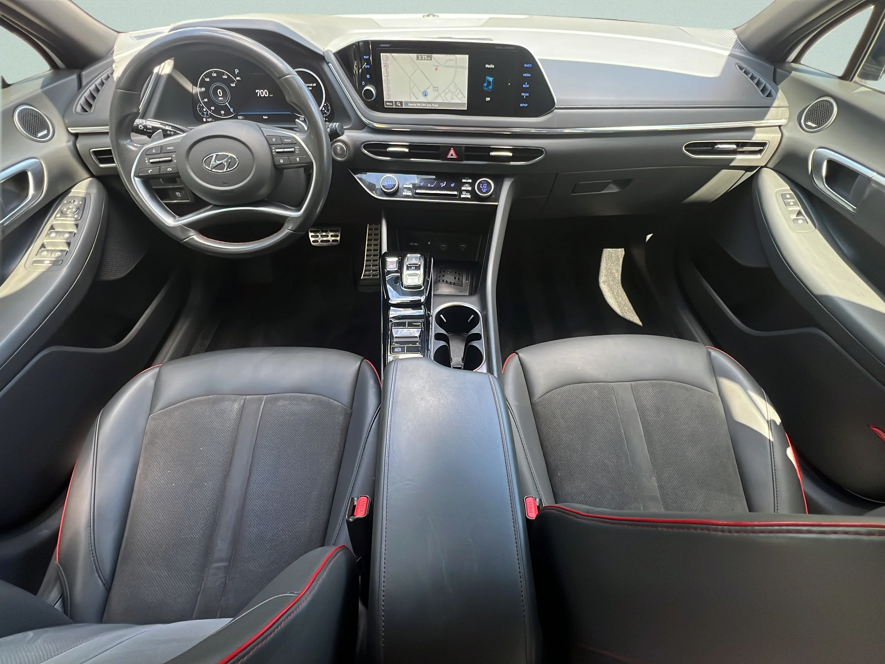 Used 2020 Quartz White Hyundai SEL Plus image 10