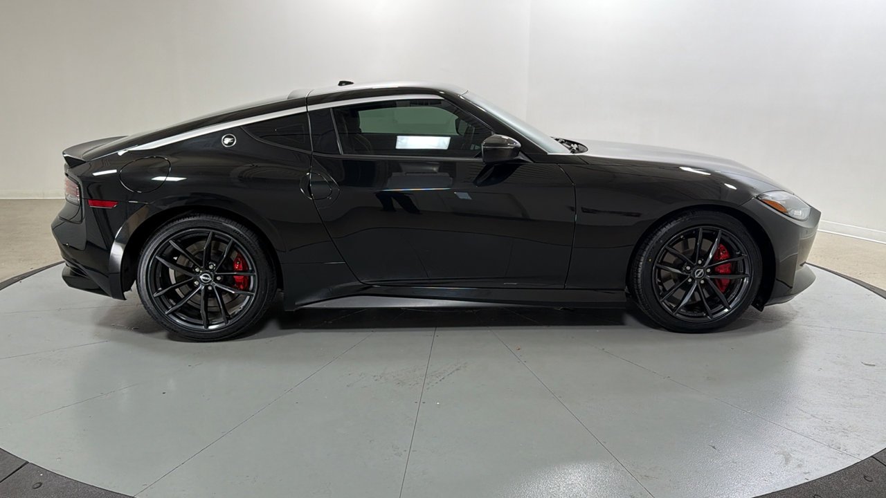 Used 2025 Black Nissan Performance image 6