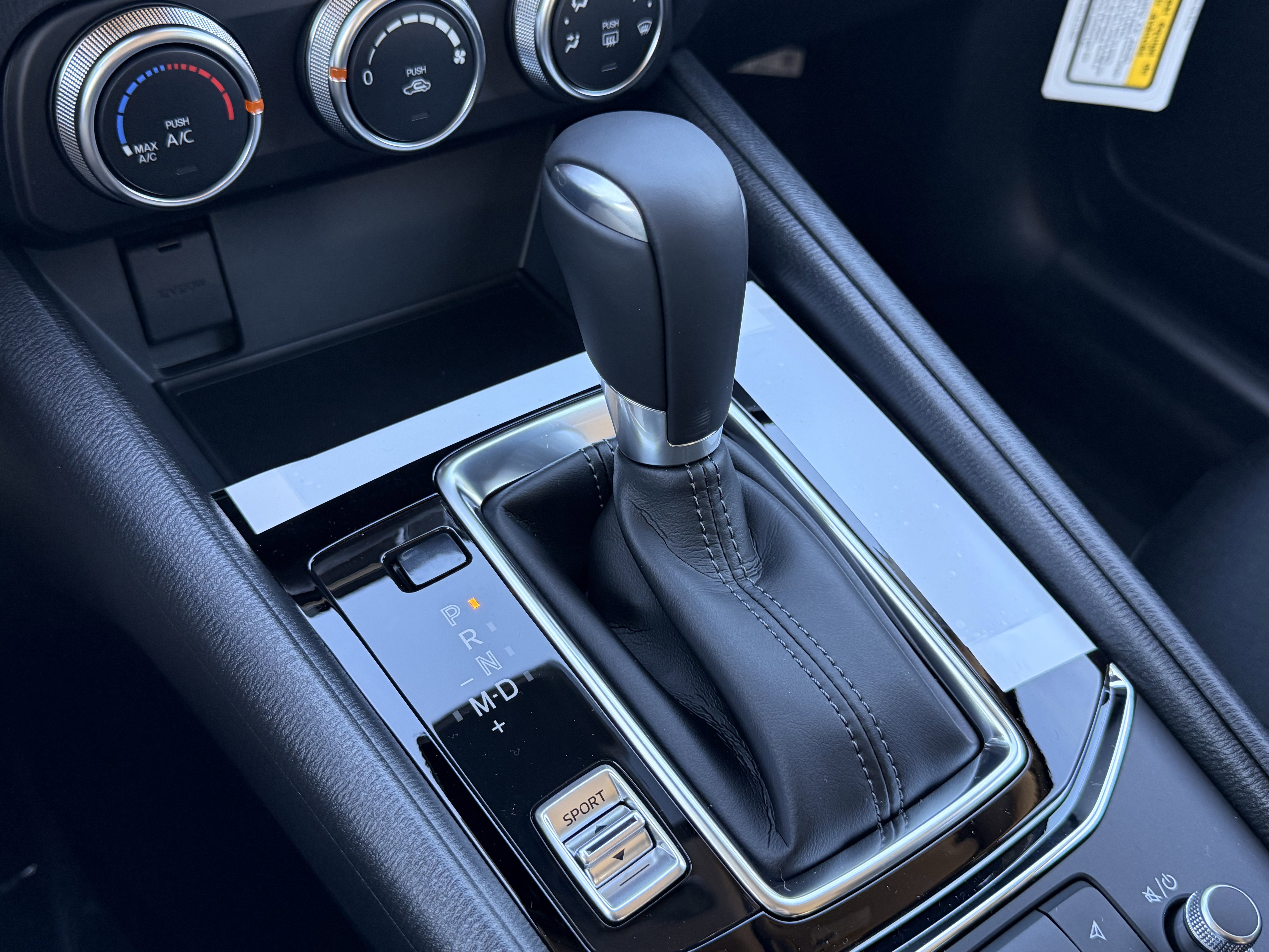 2025 Mazda CX-5 S - Photo 19