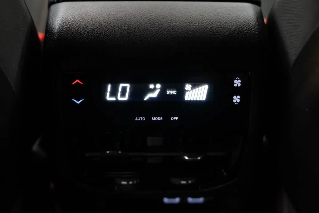 Used 2025 Bright White Clearcoat Jeep Laredo X image 9