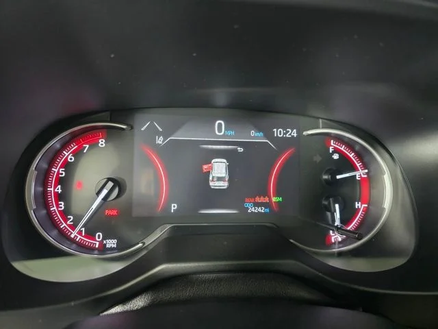 Used 2025 White Toyota XLE image 25