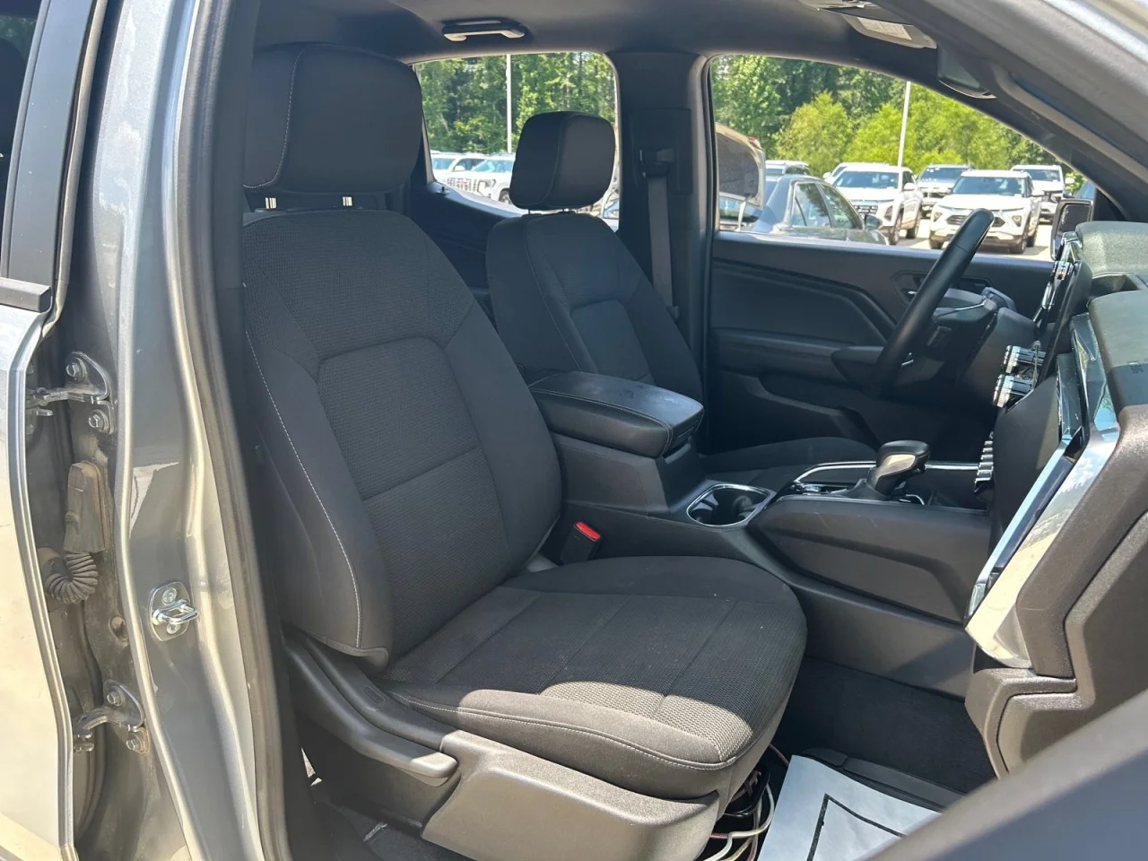 Used 2024 Sterling Metallic GMC Elevation image 18