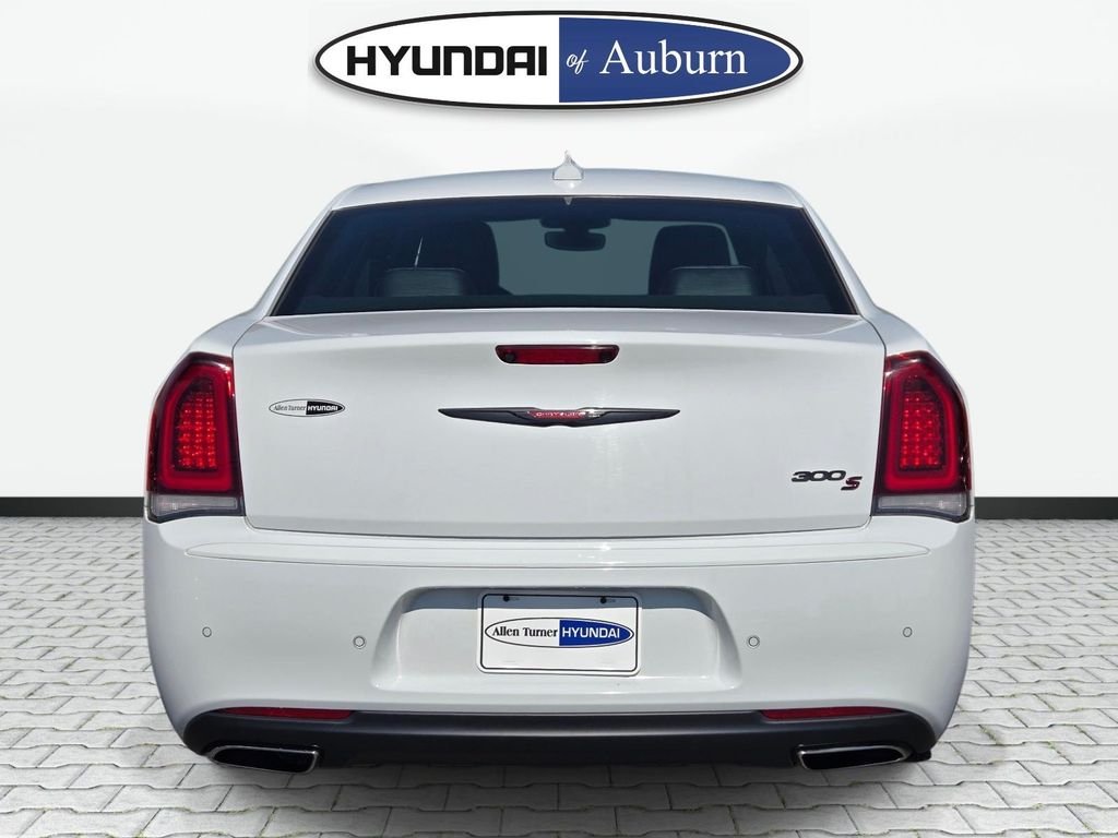 Used 2023 White Chrysler 300S image 6