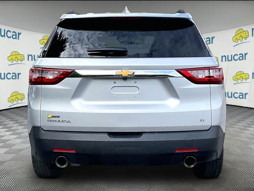 Used 2020 Silver Ice Metallic Chevrolet LT image 5