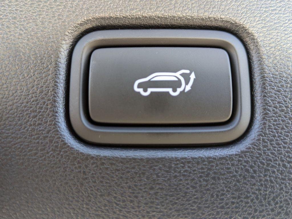 New 2026 Black Hyundai SEL FWD image 13