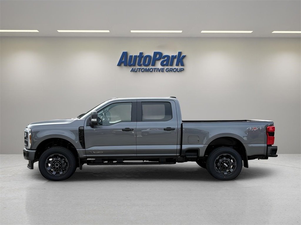 2026 Ford F-350 XL photo 4