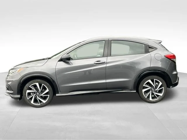 Used 2019  Honda Sport image 2
