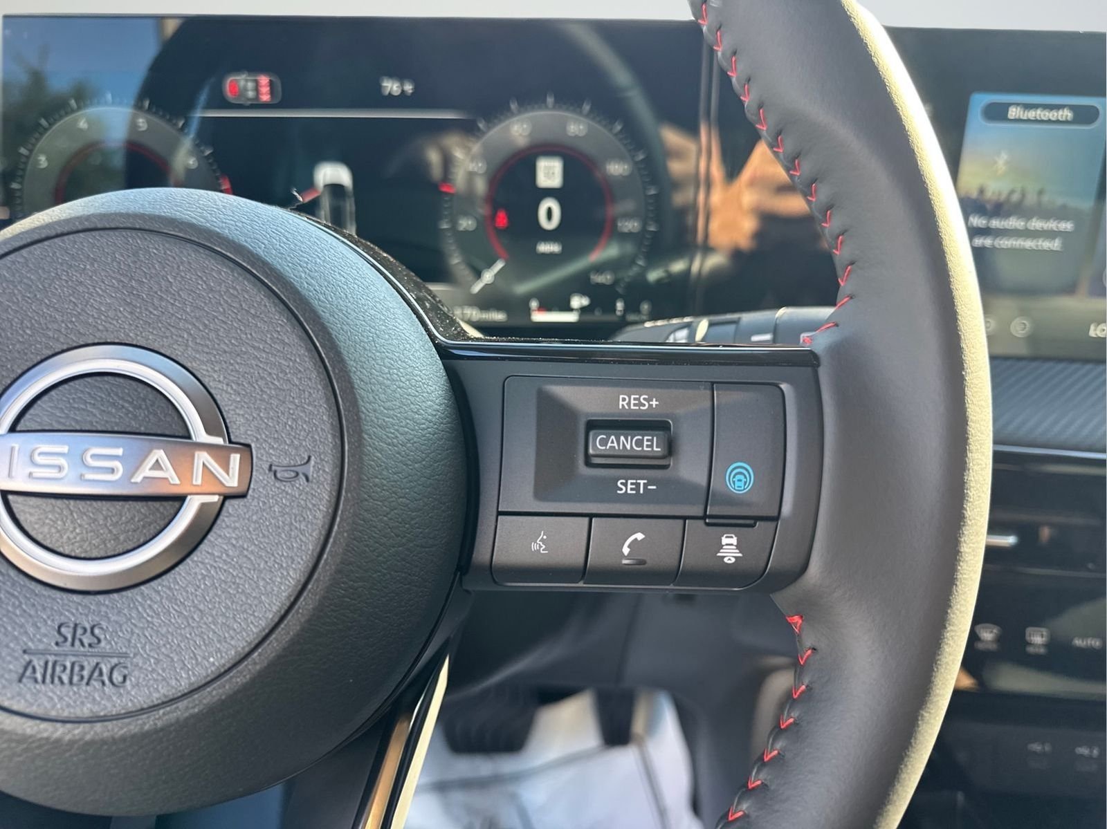2026 Nissan KICKS SR - Photo 15