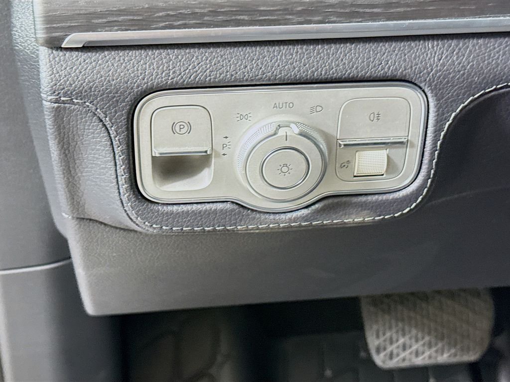 Certified Used 2023 Black Mercedes-Benz GLS 450 image 10