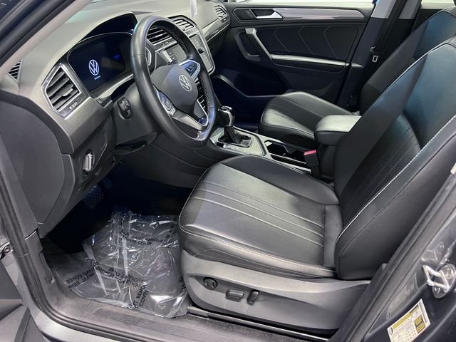 Certified Used 2024 Gray Volkswagen 2.0T SE image 7